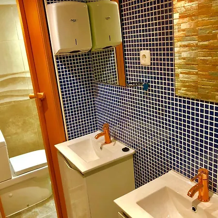 05lisbon Private Bedroom With A View 招待所